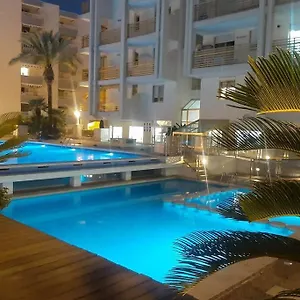 En El Centro De Apartamento Salou